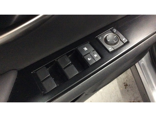 Lexus UX 250h Premium 135 kW (184 CV)
