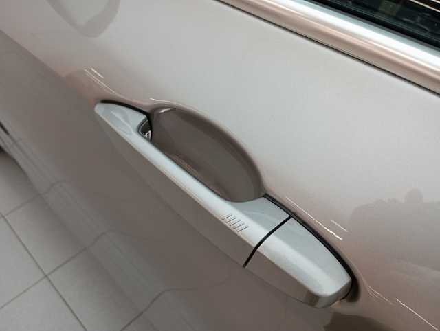BMW X1 sDrive18d color Gris Plata. Año 2022. 110KW(150CV). Diésel. En concesionario Augusta Aragon S.A. de Zaragoza