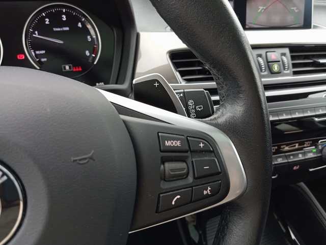 BMW X1 sDrive18d color Gris Plata. Año 2022. 110KW(150CV). Diésel. En concesionario Augusta Aragon S.A. de Zaragoza