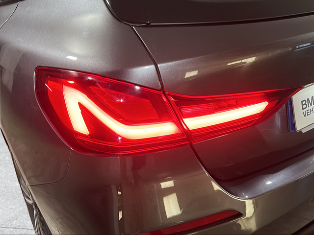 BMW Serie 1 116d color Gris. Año 2020. 85KW(116CV). Diésel. En concesionario San Pablo Motor | Su Eminencia de Sevilla