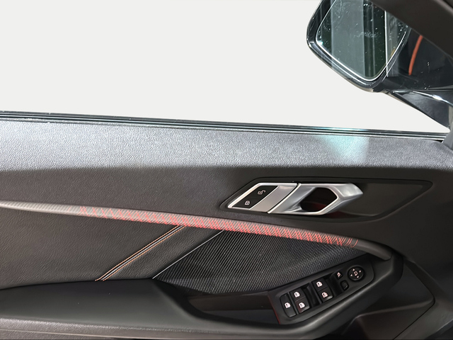 BMW Serie 1 116d color Gris. Año 2020. 85KW(116CV). Diésel. En concesionario San Pablo Motor | Su Eminencia de Sevilla