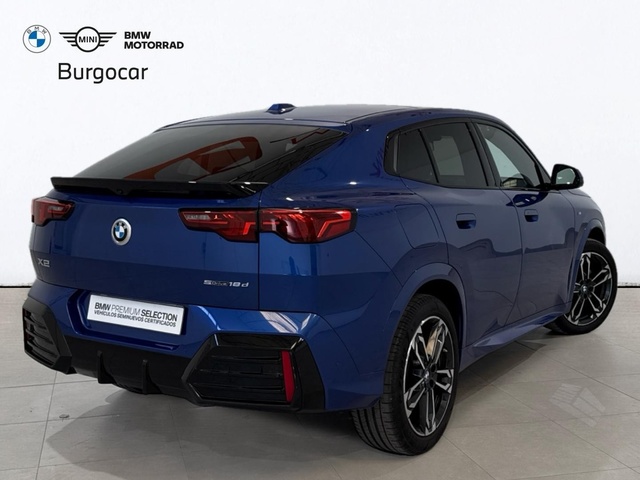 BMW X2 sDrive18d color Azul. Año 2024. 110KW(150CV). Diésel. En concesionario Burgocar (Bmw y Mini) de Burgos