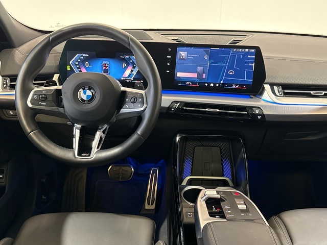 BMW X2 sDrive18d color Azul. Año 2024. 110KW(150CV). Diésel. En concesionario Burgocar (Bmw y Mini) de Burgos