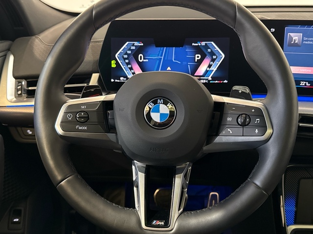 BMW X2 sDrive18d color Azul. Año 2024. 110KW(150CV). Diésel. En concesionario Burgocar (Bmw y Mini) de Burgos