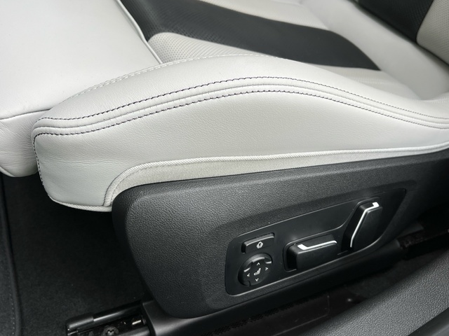 BMW M M3 Competition Touring color Gris. Año 2025. 390KW(530CV). Gasolina. En concesionario Celtamotor Vigo de Pontevedra