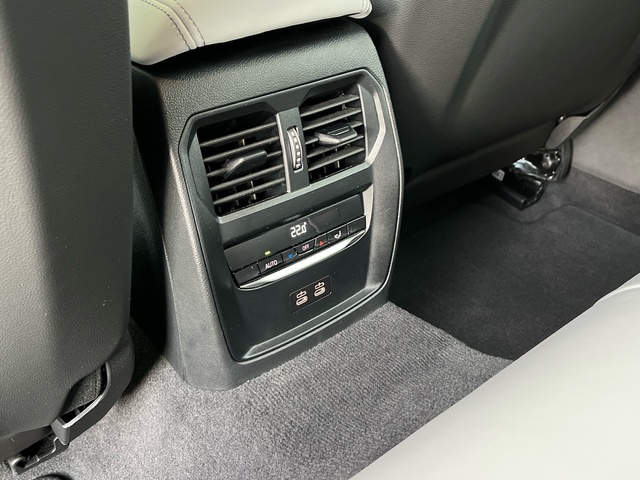 BMW M M3 Competition Touring color Gris. Año 2025. 390KW(530CV). Gasolina. En concesionario Celtamotor Vigo de Pontevedra