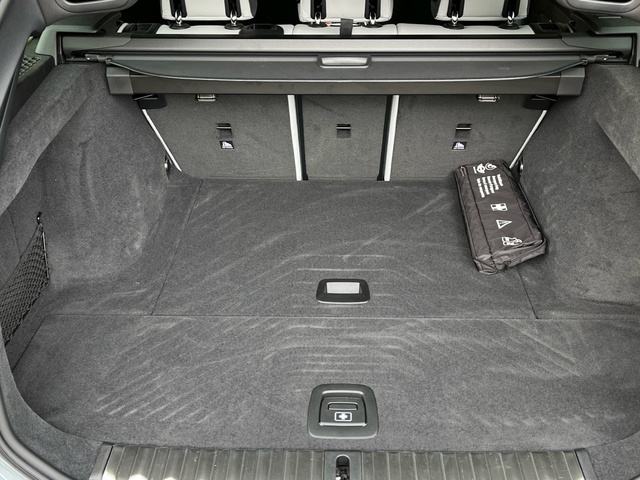 BMW M M3 Competition Touring color Gris. Año 2025. 390KW(530CV). Gasolina. En concesionario Celtamotor Vigo de Pontevedra