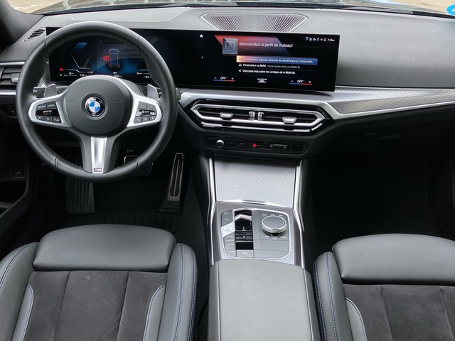 BMW Serie 3 318d Touring color Negro. Año 2024. 110KW(150CV). Diésel. En concesionario Bernesga Motor León (Bmw y Mini) de León