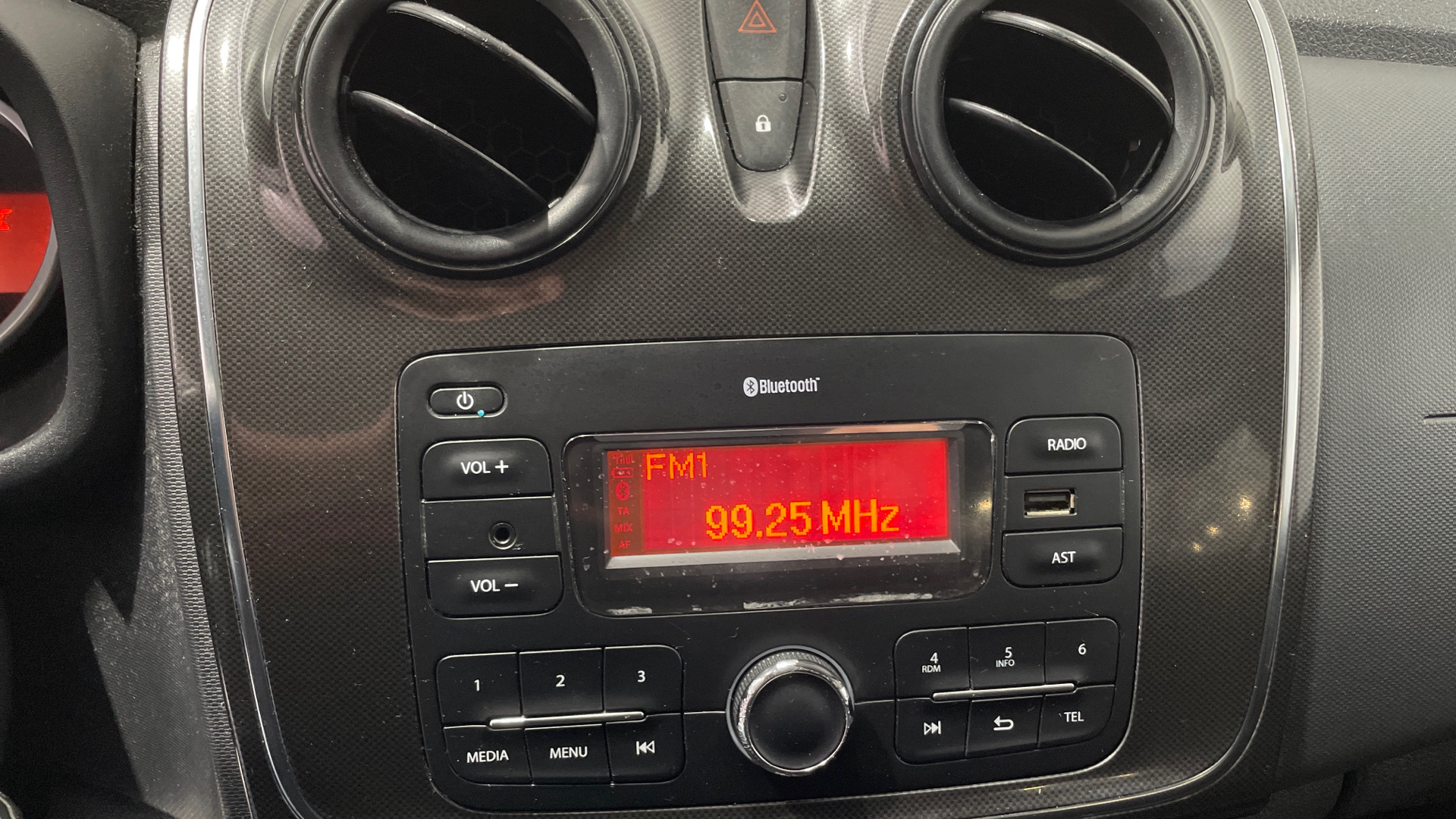 Dacia Sandero TCE 90 GLP - 9
