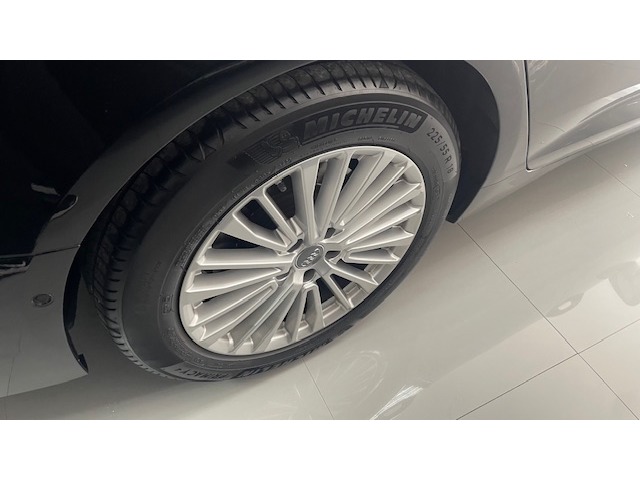 Audi A6 design 45 TFSI 180 kW (245 CV) S tronic