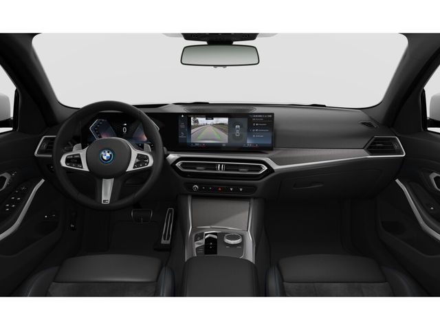 BMW Serie 3 330e color Blanco. Año 2024. 215KW(292CV). Híbrido Electro/Gasolina. En concesionario Móvil Begar Alicante de Alicante