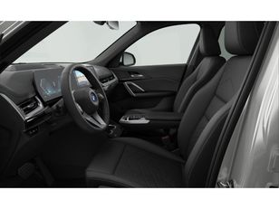 Fotos de BMW iX1 xDrive30 color Blanco. Año 2024. 230KW(313CV). Eléctrico. En concesionario Móvil Begar Alicante de Alicante
