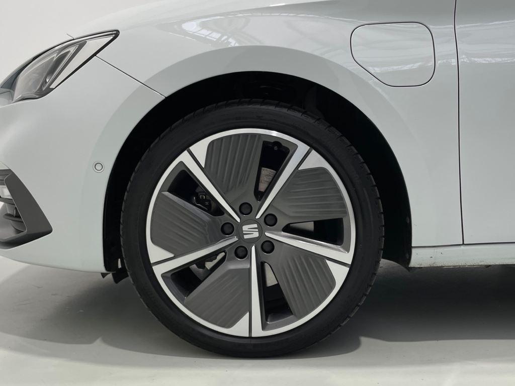 SEAT León 1.4 e-Hybrid - 8