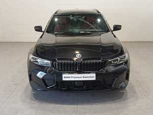 Fotos de BMW Serie 3 320d Touring color Negro. Año 2023. 140KW(190CV). Diésel. En concesionario Motor Munich - Terrassa - VO de Barcelona