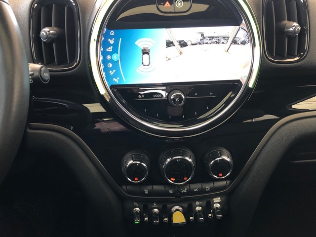 fotoG 15 del MINI MINI Countryman Cooper S E ALL4 162 kW (220 CV) 220cv Híbrido Electro/Gasolina del 2025 en Madrid