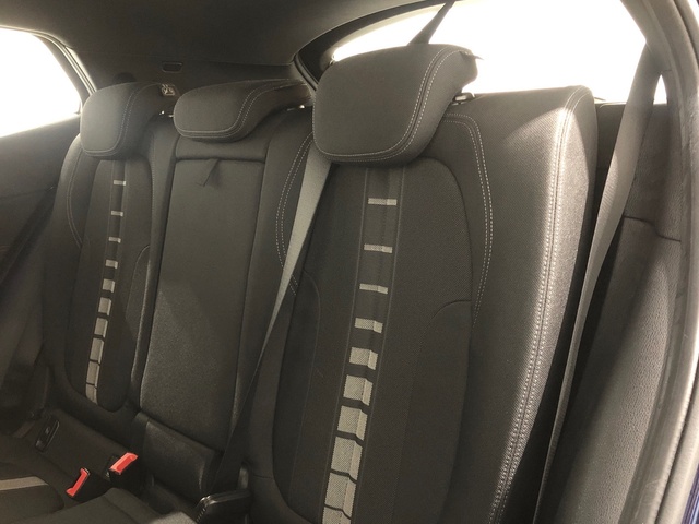 BMW X2 sDrive18i color Azul. Año 2019. 103KW(140CV). Gasolina. En concesionario Auto Premier, S.A. - ALCALÁ DE HENARES de Madrid