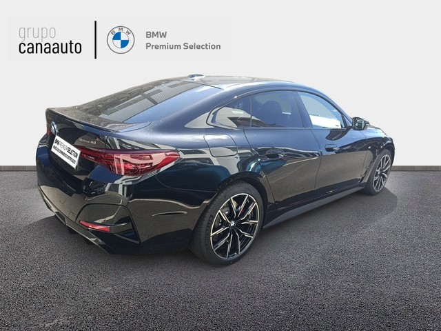 BMW i4 eDrive40 color Negro. Año 2025. 250KW(340CV). Eléctrico. En concesionario DEMO de Sta. C. Tenerife