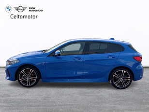 Fotos de BMW Serie 1 118i color Azul. Año 2024. 103KW(140CV). Gasolina. En concesionario Celtamotor Lalín de Pontevedra