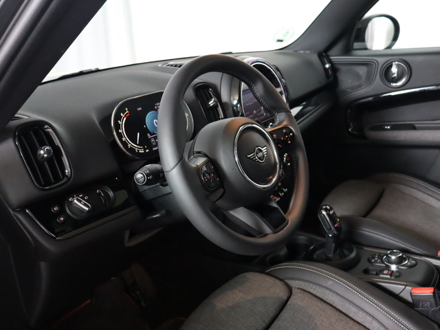 fotoG 10 del MINI MINI Countryman Cooper S ALL4 131 kW (178 CV) 178cv Gasolina del 2023 en Barcelona