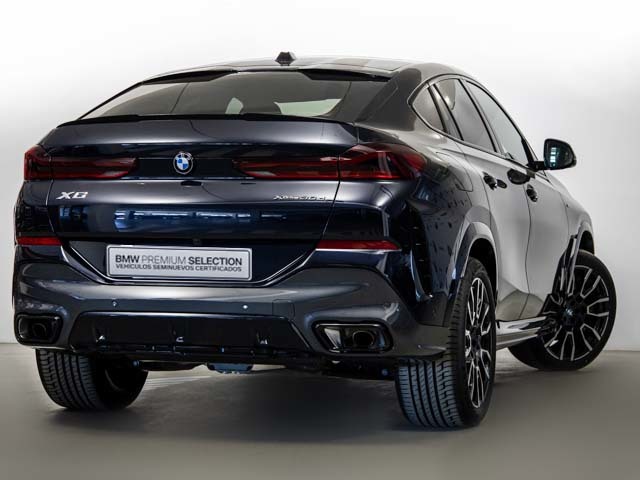 BMW X6 xDrive30d color Negro. Año 2025. 210KW(286CV). Diésel. En concesionario BMW Fuenteolid Valladolid de Valladolid