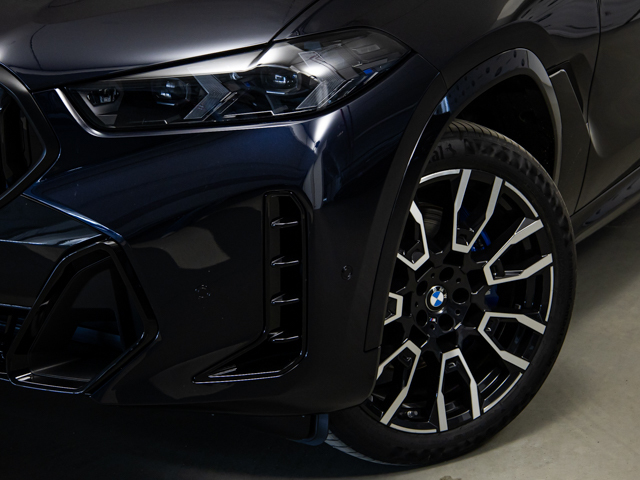 BMW X6 xDrive30d color Negro. Año 2025. 210KW(286CV). Diésel. En concesionario BMW Fuenteolid Valladolid de Valladolid