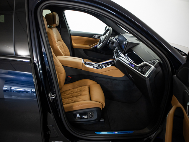 BMW X6 xDrive30d color Negro. Año 2025. 210KW(286CV). Diésel. En concesionario BMW Fuenteolid Valladolid de Valladolid