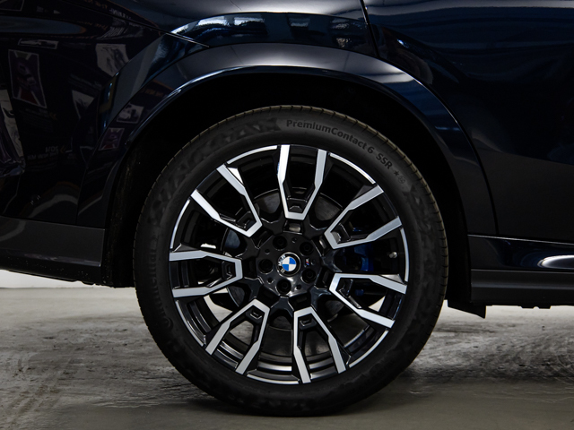 BMW X6 xDrive30d color Negro. Año 2025. 210KW(286CV). Diésel. En concesionario BMW Fuenteolid Valladolid de Valladolid