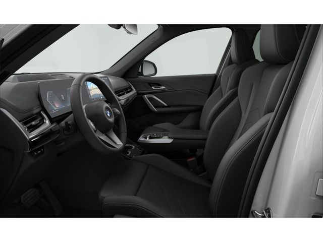 BMW X1 sDrive18d color Blanco. Año 2024. 110KW(150CV). Diésel. En concesionario Motri Motor Jaén de Jaén