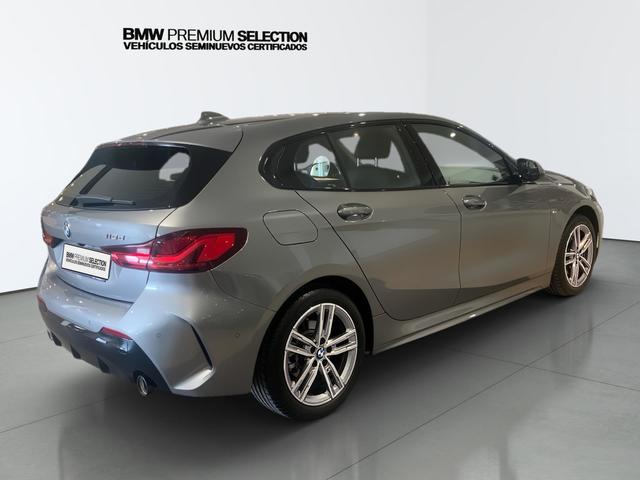 BMW Serie 1 118d color Gris. Año 2024. 110KW(150CV). Diésel. En concesionario Automotor Premium Fuengirola - Málaga de Málaga