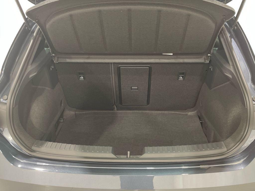 SEAT León 1.5 eTSI - 7