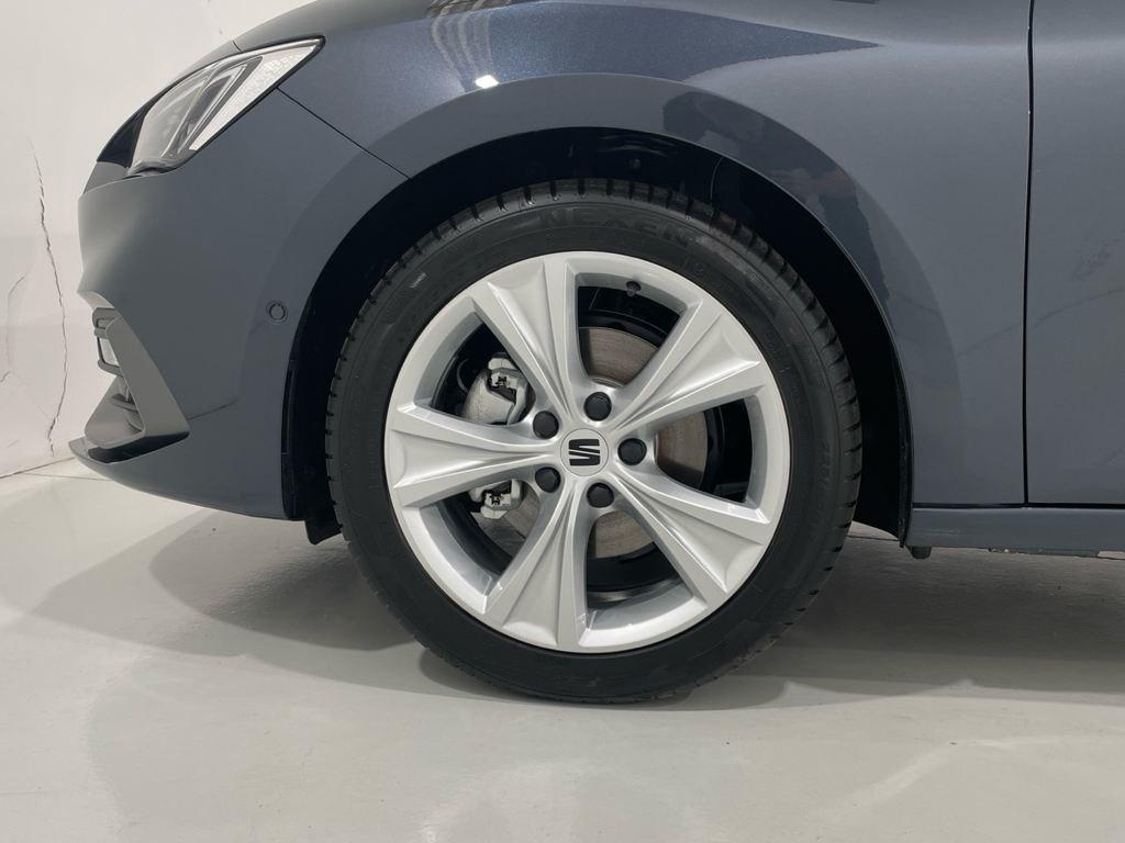 SEAT León 1.5 eTSI - 8