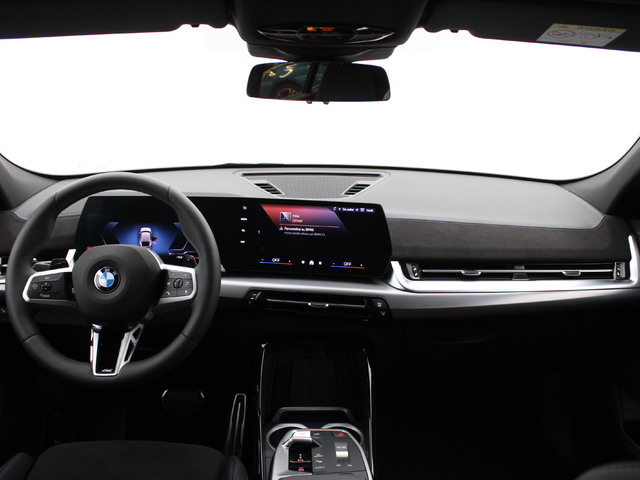 BMW X2 sDrive18d color Gris. Año 2024. 110KW(150CV). Diésel. En concesionario Augusta Aragon S.A. de Zaragoza
