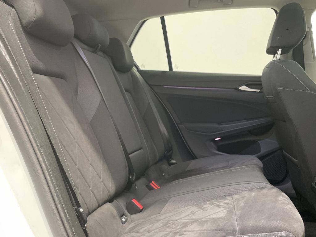 Volkswagen Golf 1.5 eTSI - 6