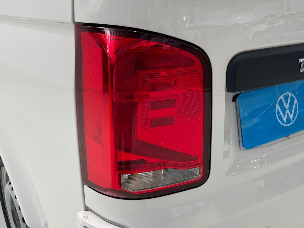 Volkswagen Transporter Furgon 2.0 TDI - 19