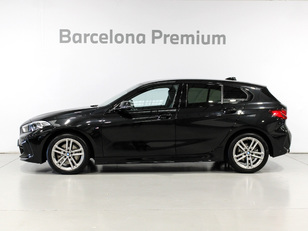 Fotos de BMW Serie 1 118d color Negro. Año 2024. 110KW(150CV). Diésel. En concesionario Barcelona Premium -- GRAN VIA de Barcelona