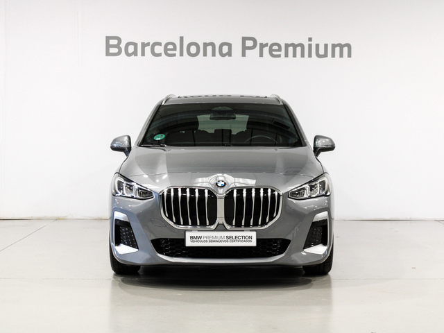 BMW Serie 2 218d Active Tourer color Gris. Año 2024. 110KW(150CV). Diésel. En concesionario Barcelona Premium -- GRAN VIA de Barcelona