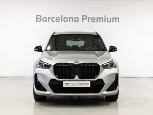 Fotos de BMW X1 xDrive25e color Gris Plata. Año 2024. 180KW(245CV). Híbrido Electro/Gasolina. En concesionario Barcelona Premium -- GRAN VIA de Barcelona
