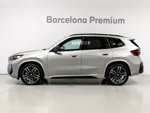 Fotos de BMW X1 xDrive25e color Gris Plata. Año 2024. 180KW(245CV). Híbrido Electro/Gasolina. En concesionario Barcelona Premium -- GRAN VIA de Barcelona
