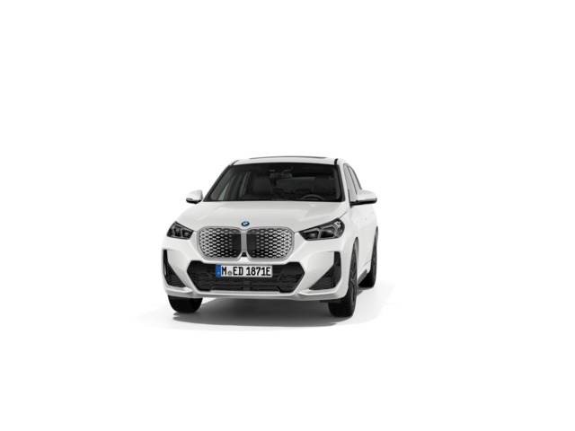 BMW iX1 xDrive30 color Blanco. Año 2025. 230KW(313CV). Eléctrico. En concesionario Barcelona Premium -- GRAN VIA de Barcelona