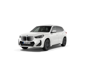 Fotos de BMW iX1 xDrive30 color Blanco. Año 2025. 230KW(313CV). Eléctrico. En concesionario Barcelona Premium -- GRAN VIA de Barcelona