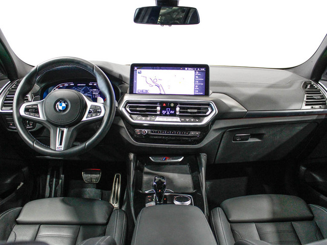 BMW X4 M40d color Gris. Año 2025. 250KW(340CV). Diésel. En concesionario Barcelona Premium -- GRAN VIA de Barcelona