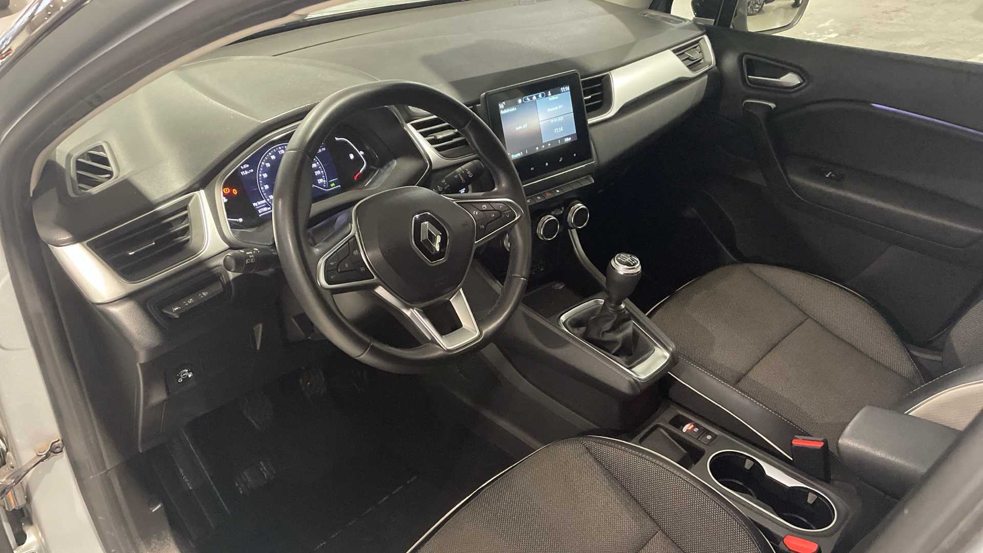 Renault Captur TCe 100 GLP - 8
