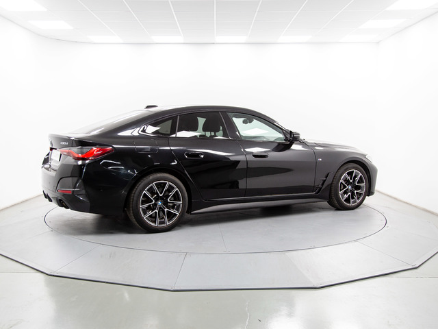 BMW Serie 4 430d Gran Coupe color Negro. Año 2024. 210KW(286CV). Diésel. En concesionario Móvil Begar Alicante de Alicante