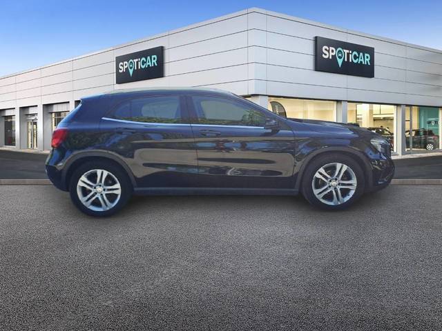 Mercedes-Benz GLA 200 d Urban 100 kW (136 CV)