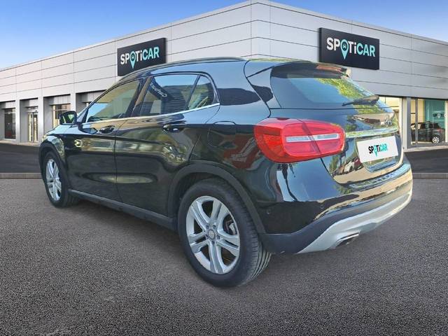 Mercedes-Benz GLA 200 d Urban 100 kW (136 CV)