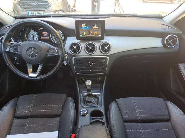 Mercedes-Benz GLA 200 d Urban 100 kW (136 CV)