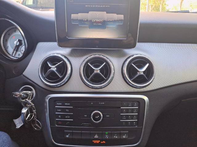 Mercedes-Benz GLA 200 d Urban 100 kW (136 CV)