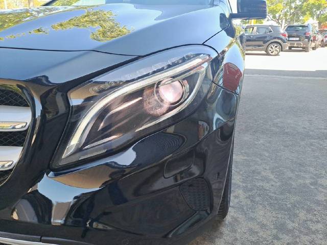 Mercedes-Benz GLA 200 d Urban 100 kW (136 CV)