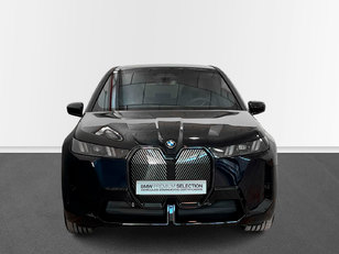 Fotos de BMW iX xDrive60 color Negro. Año 2025. 400KW(544CV). Eléctrico. En concesionario Engasa S.A. de Valencia