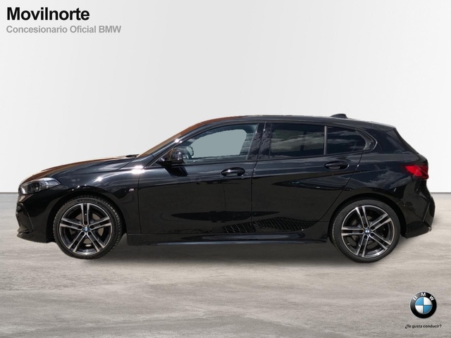 BMW Serie 1 118i color Negro. Año 2021. 103KW(140CV). Gasolina. En concesionario Movilnorte El Plantio de Madrid